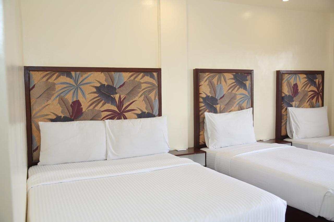 Eon Centennial Resort Hotel & Waterpark Iloilo Zewnętrze zdjęcie