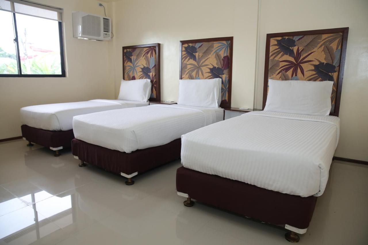 Eon Centennial Resort Hotel & Waterpark Iloilo Zewnętrze zdjęcie