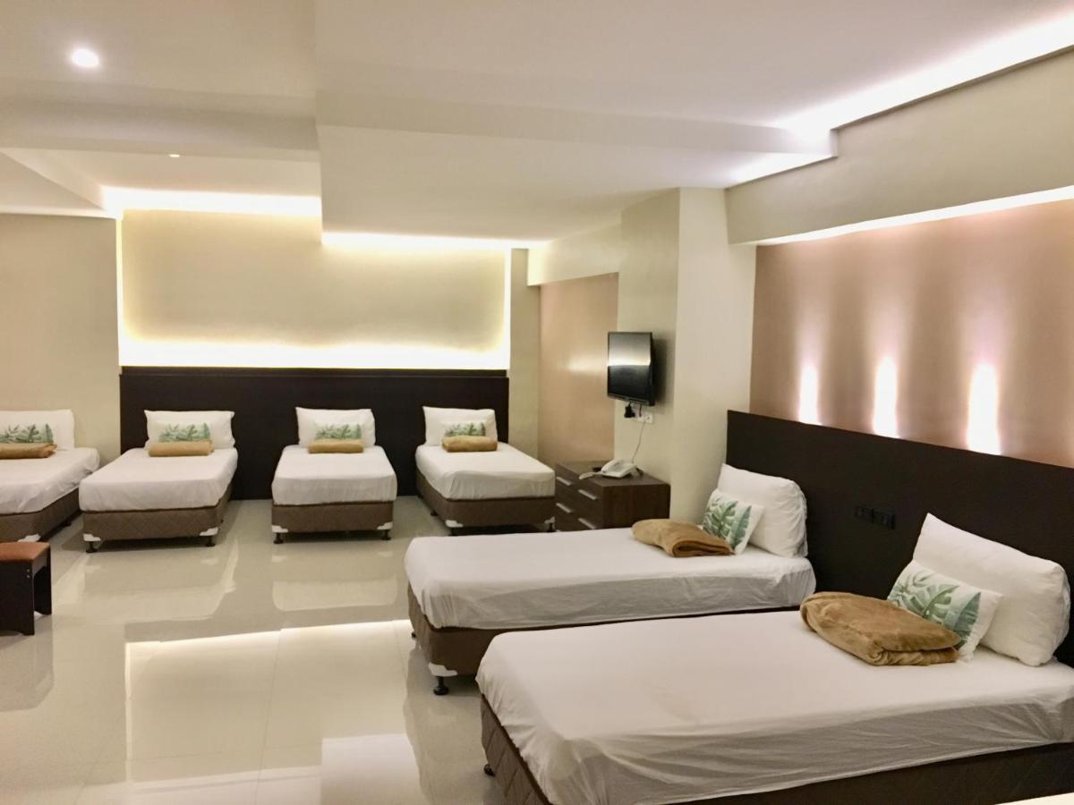 Eon Centennial Resort Hotel & Waterpark Iloilo Zewnętrze zdjęcie