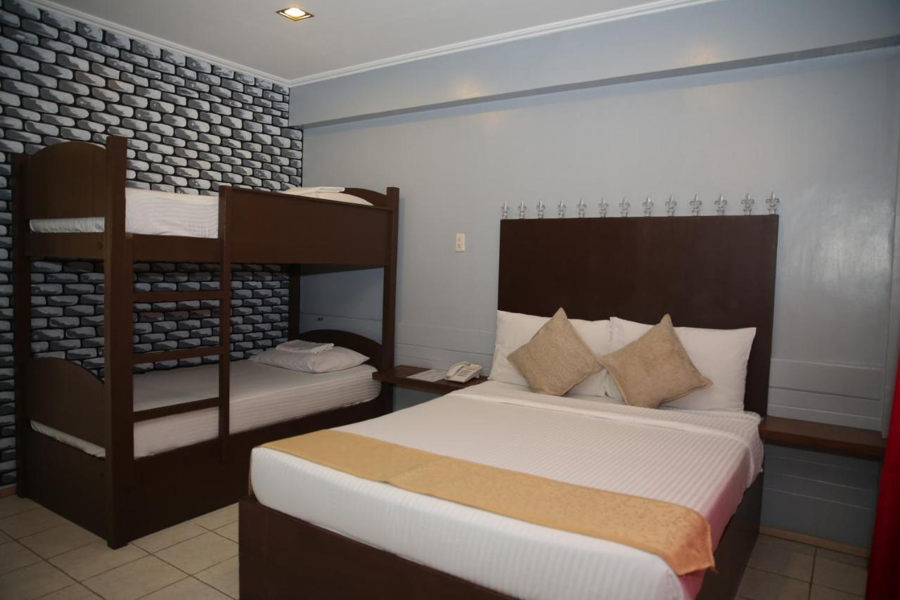 Eon Centennial Resort Hotel & Waterpark Iloilo Zewnętrze zdjęcie